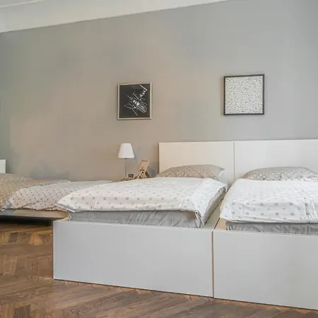 Karmelitska 2 Luxury 1b * Prague